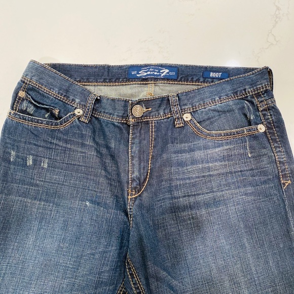 Seven7 - Picture 3 of 5